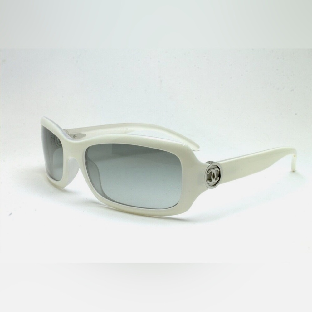CHANEL Vintage 6024 C.935/11 SUNGLASSES